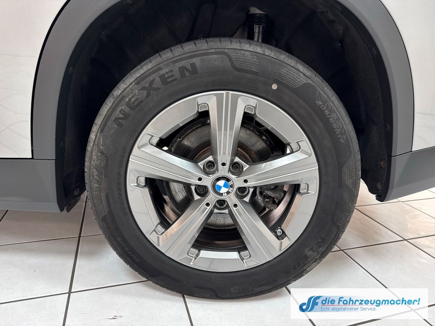 Fahrzeugabbildung BMW X1 20 d xDrive Park-Assistent Navi Digitales Coc