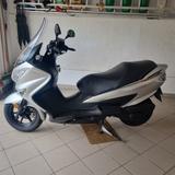 Suzuki Burgman - SUZUKI VON 81 BIS 125 CCM