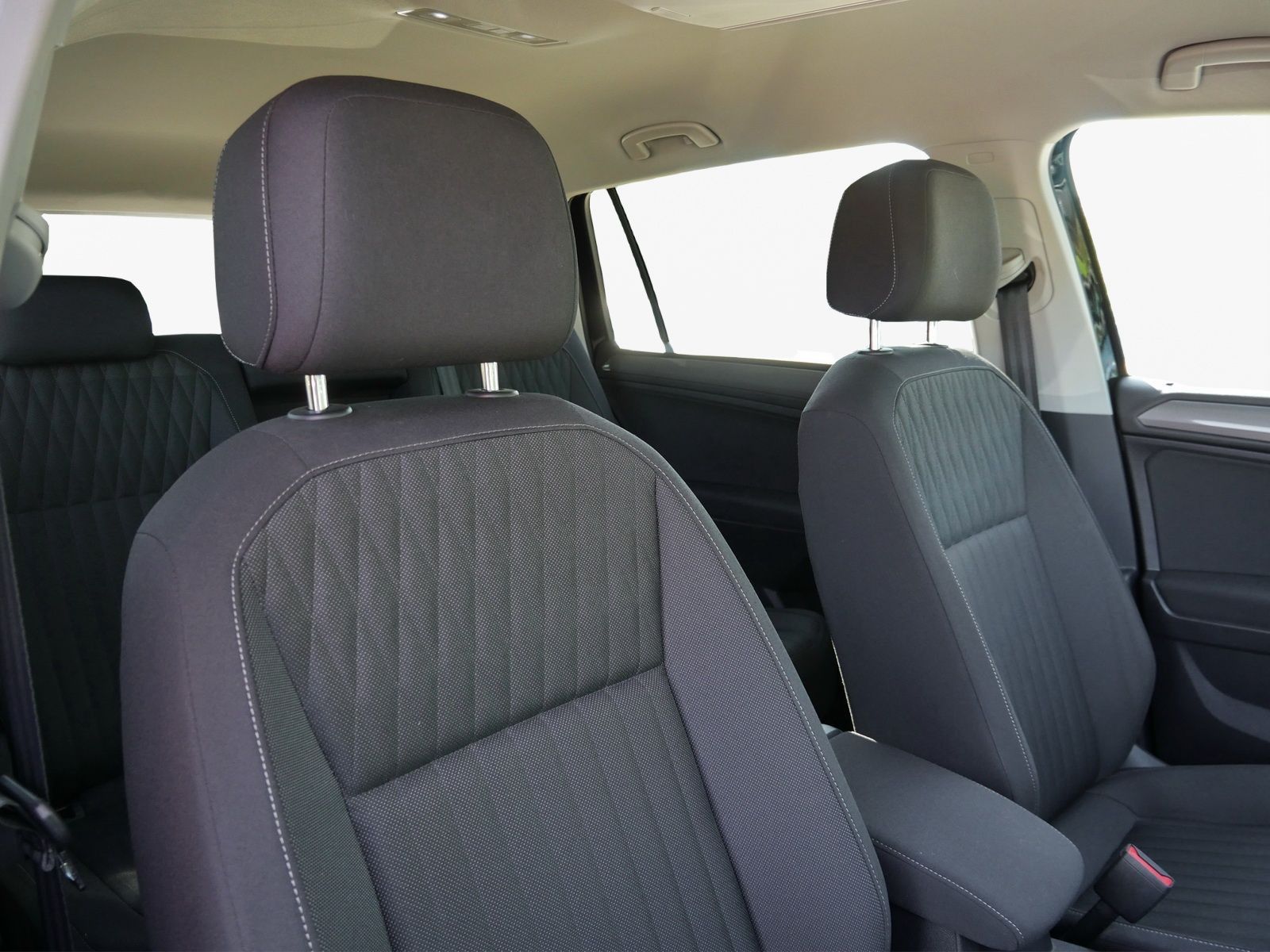 Volkswagen Tiguan Allspace - Bild 10