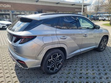 Fahrzeugabbildung Hyundai TUCSON 1.6 T-GDI PHEV AT 4WD N-LINE LED NAVI