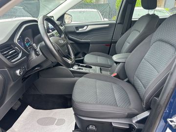 Ford Kuga - 9