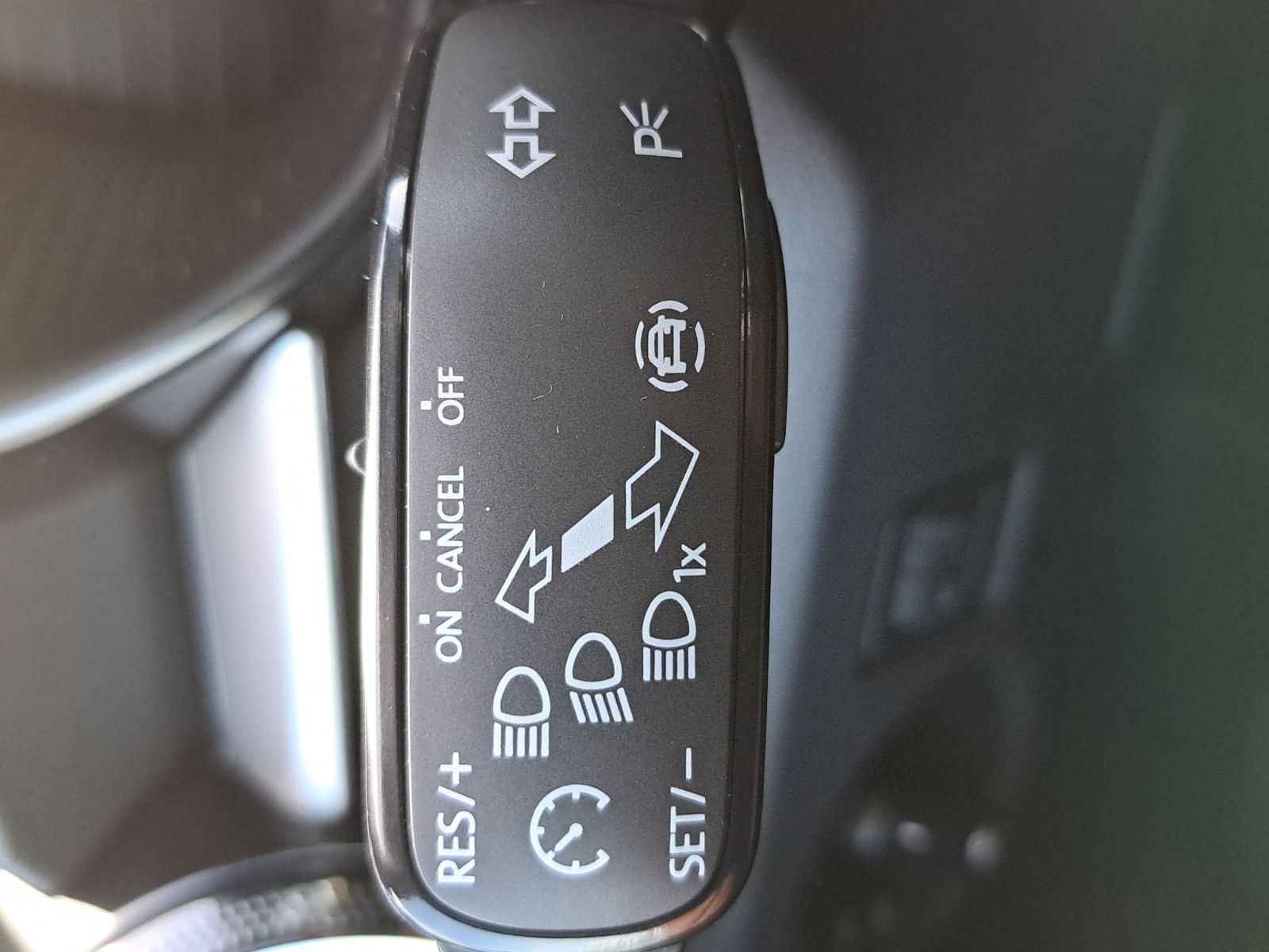 Fabia Selection 1.0 TSI Klima Navi SHZ PDC