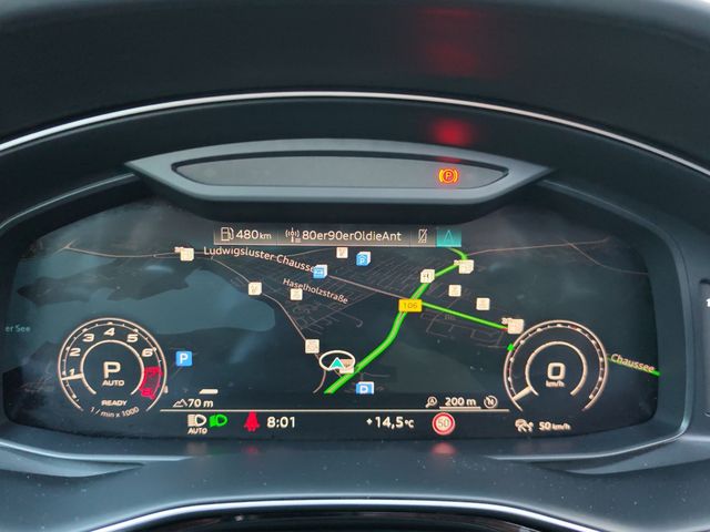 RSQ8 4.0 TFSI quattro