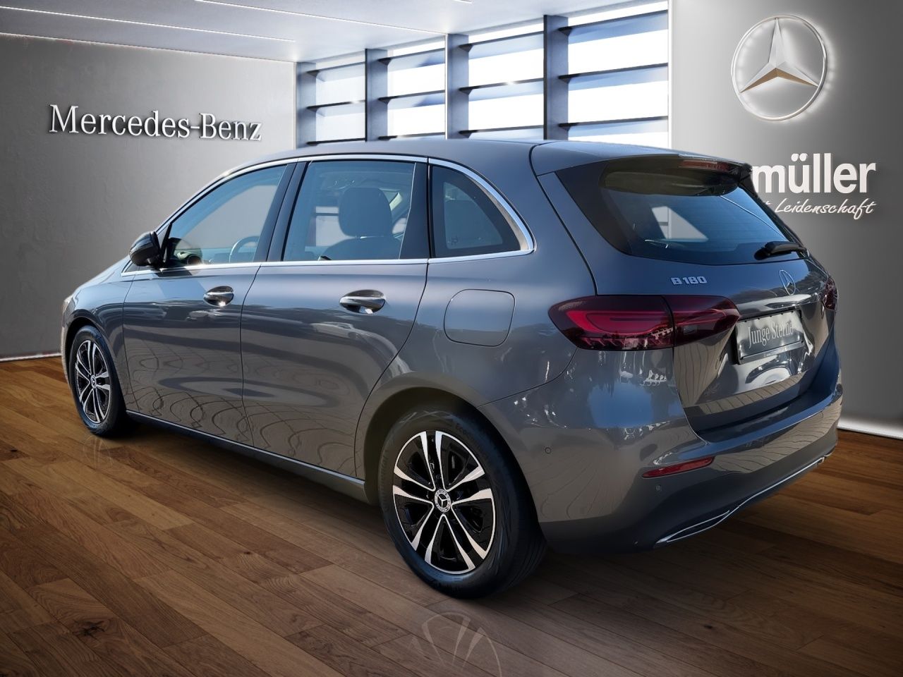 Fahrzeugabbildung Mercedes-Benz B 180 PROGRESSIVE+AHK+LHZ+LED+EL.HECKKL+TOTWINK+