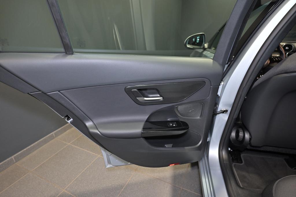 Mercedes-Benz C-Class d T KAMERA/LED/NAVI, миниатюра 21