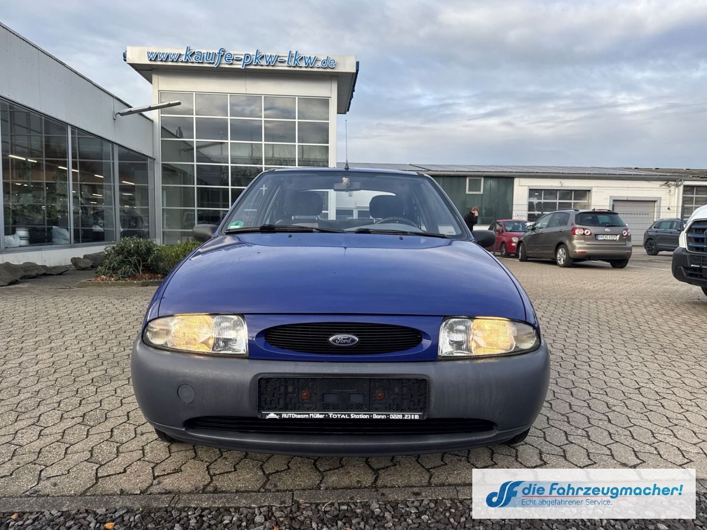 Fahrzeugabbildung Ford Fiesta TÜV 10/26 1.3l *EXPORT  74.000km