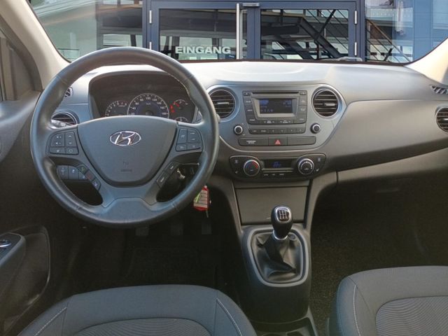 Hyundai i10 Passion 1.2 KLIMAAUTOMATIK SITZHEIZUNG BEHEI