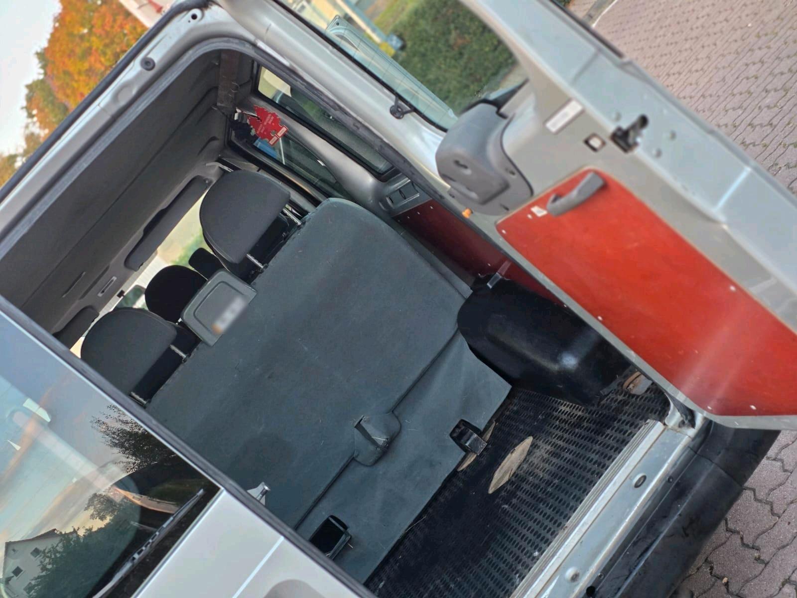 Ford Transit 2005 — photo 14