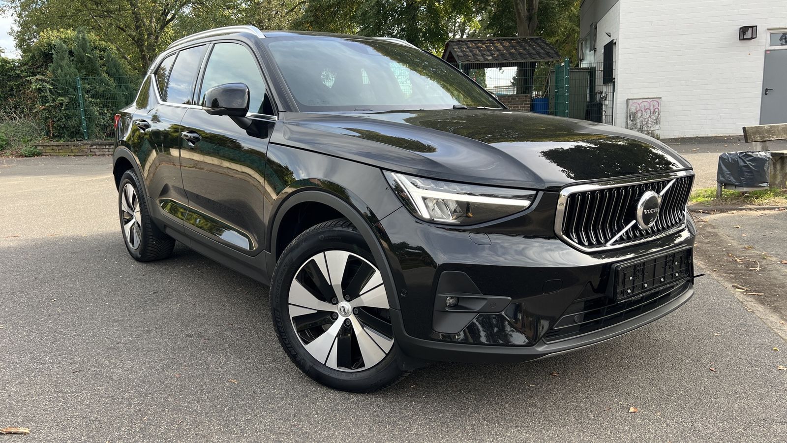 Volvo XC40 Plus Bright Recharge Plug-In/ AHK/ 360°kam