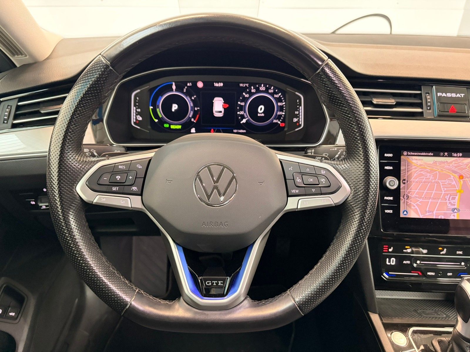 Fahrzeugabbildung Volkswagen Passat Var. 1,4 eHybrid GTE +ACC+LED+AHK +Kamera