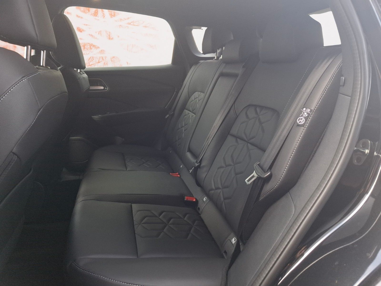 Fahrzeugabbildung Nissan Qashqai Tekna! 360° ! Head-Up ! Panorama ! Leder