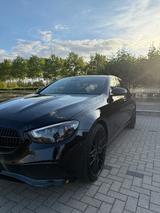 Mercedes-Benz E 400 d 4MATIC Autom.  -Avangarde 9-Tr. 4M. Pano