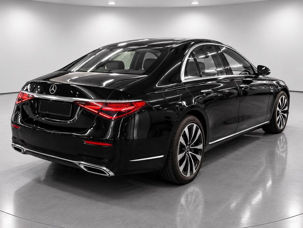 MERCEDES-BENZ S-Class 2024