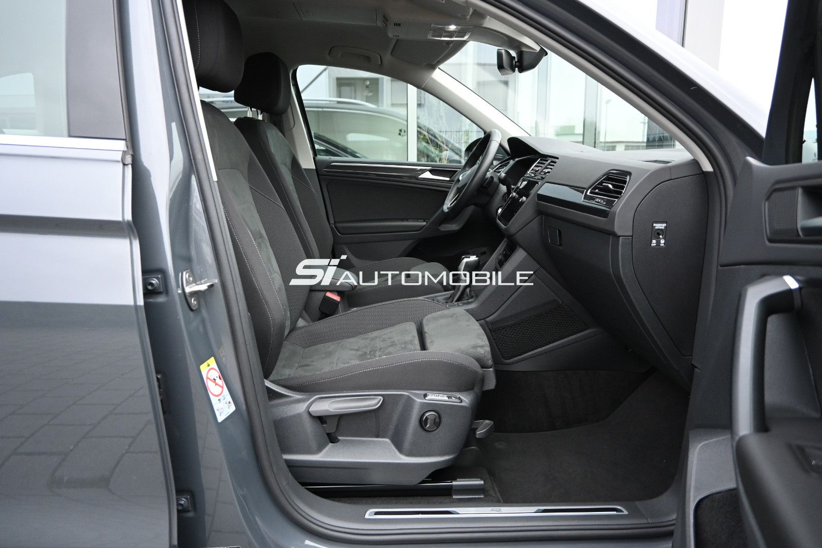 Fahrzeugabbildung Volkswagen Tiguan 2.0 TDI DSG Elegance °ACC°AHK°360°MASSAGE