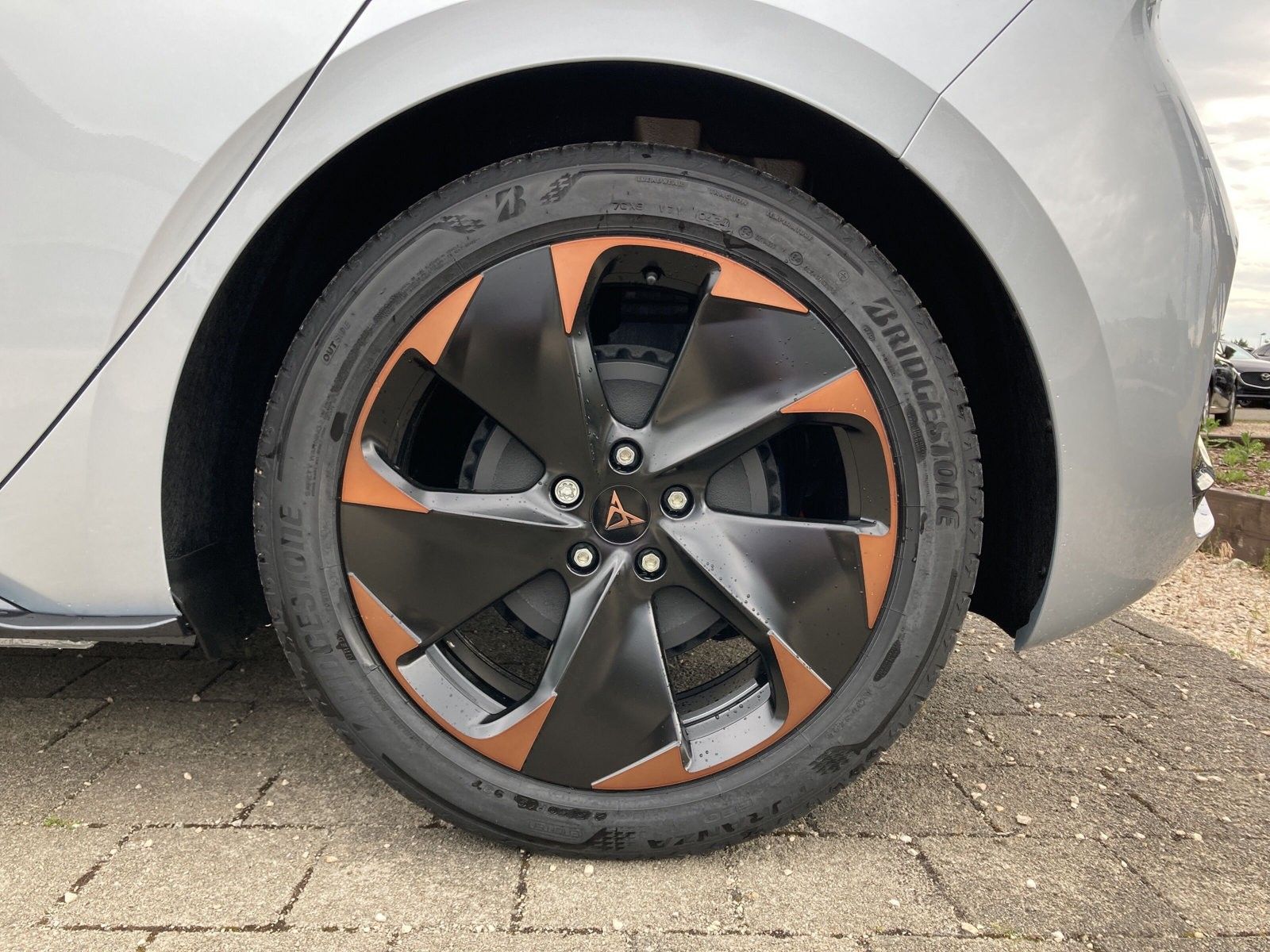 CUPRA Born 58kWh Edition Dynamic 150kW/204PS - Image 14