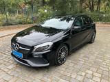 Mercedes-Benz A 180 PEAK Edition PEAK Edition - gebrauchte Mercedes-Benz A 180 aus dem Jahr 2017