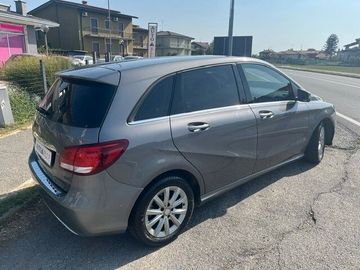 Mercedes B 180 - 3