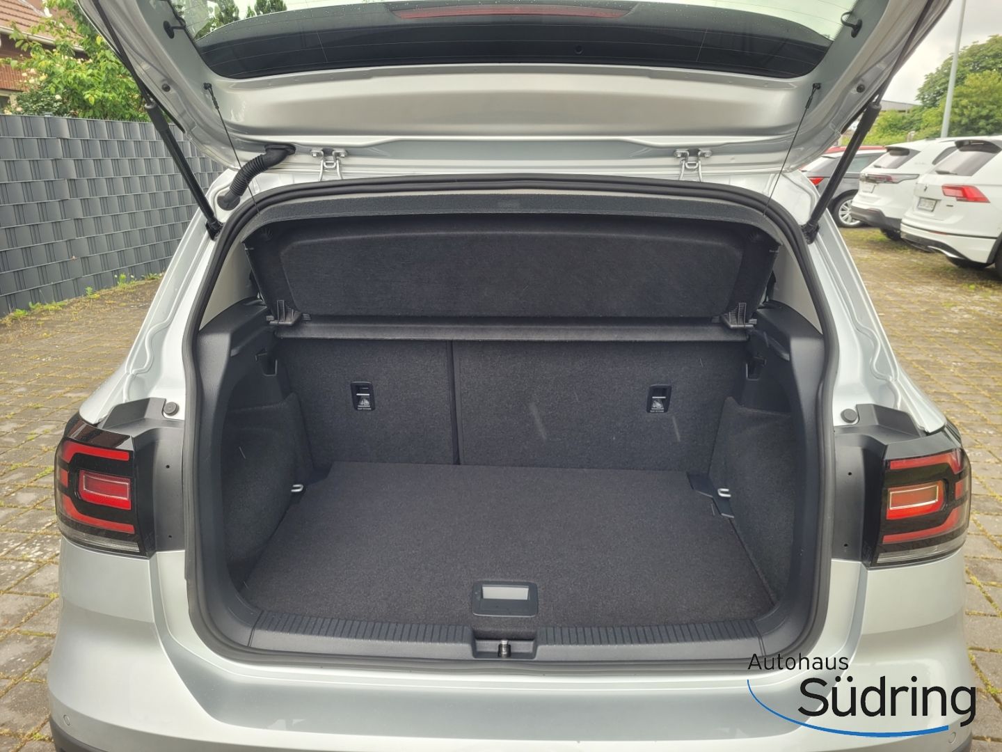 T-Cross 1,0 TSI Active AHK Navi ACC AppConnect