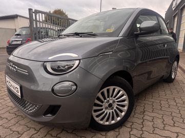Fiat Leasingangebot: Fiat 500e 42 kWh Touch*Klimaaut.*Carplay