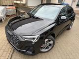 Audi Q3 Sportback 40 TFSI quattro S line, fast VOLL - Audi Q3: Sportback F3