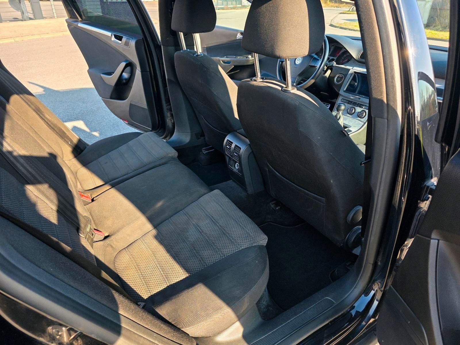 Volkswagen Passat 2006 — photo 15