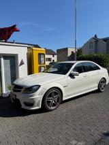 Mercedes-Benz Mercedes C63 AMG W204 FaceLift aus 2011 - Mercedes-Benz C-Klasse W204 mit Facelift