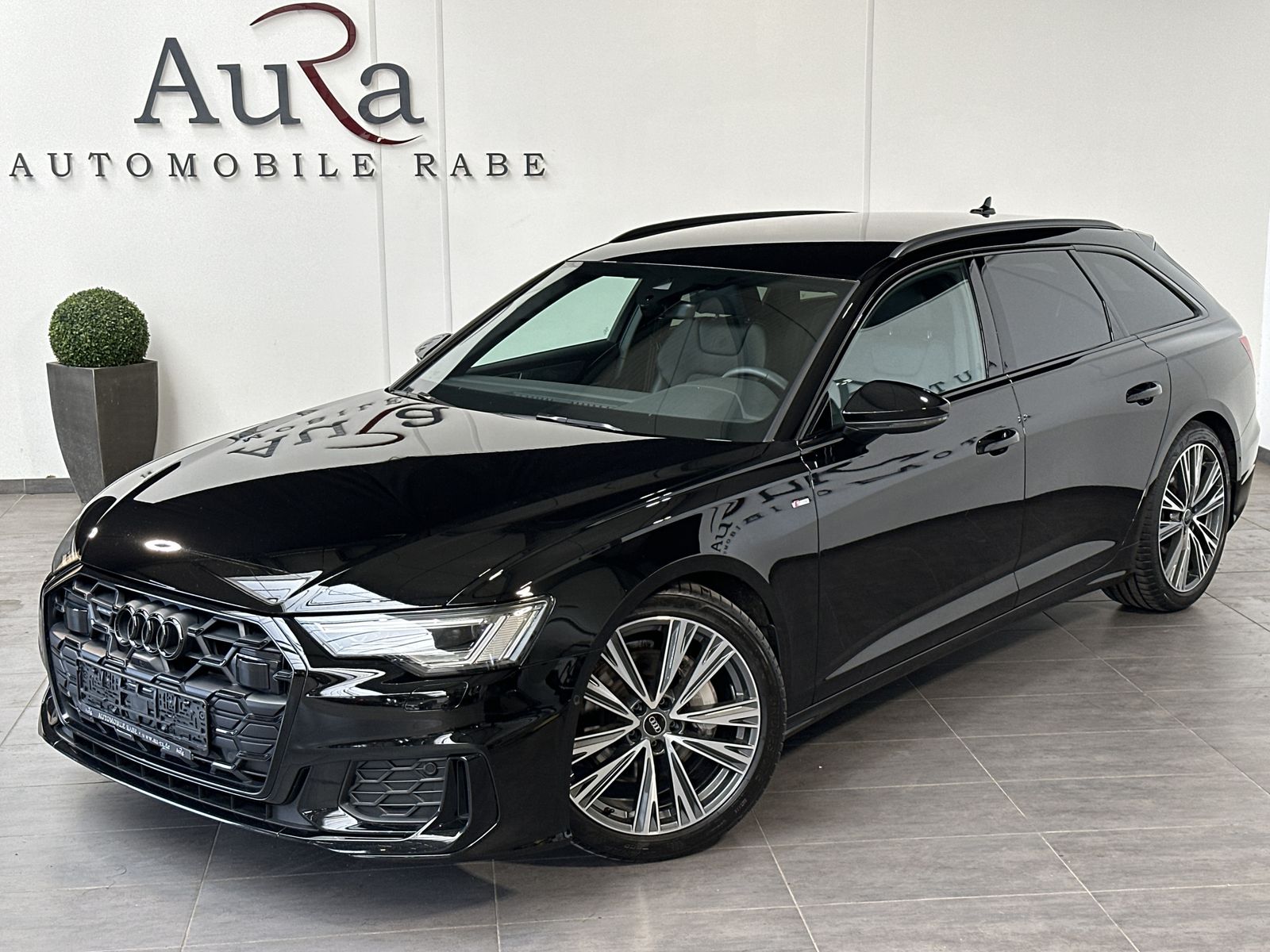 Fahrzeugabbildung Audi A6 Avant 45 TDI Qu S-Line Black NAV+LED+VCOCK+PP