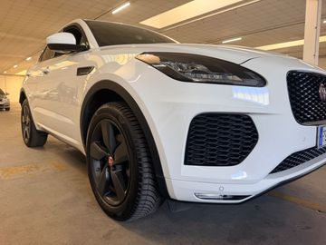 Jaguar E-Pace - 5