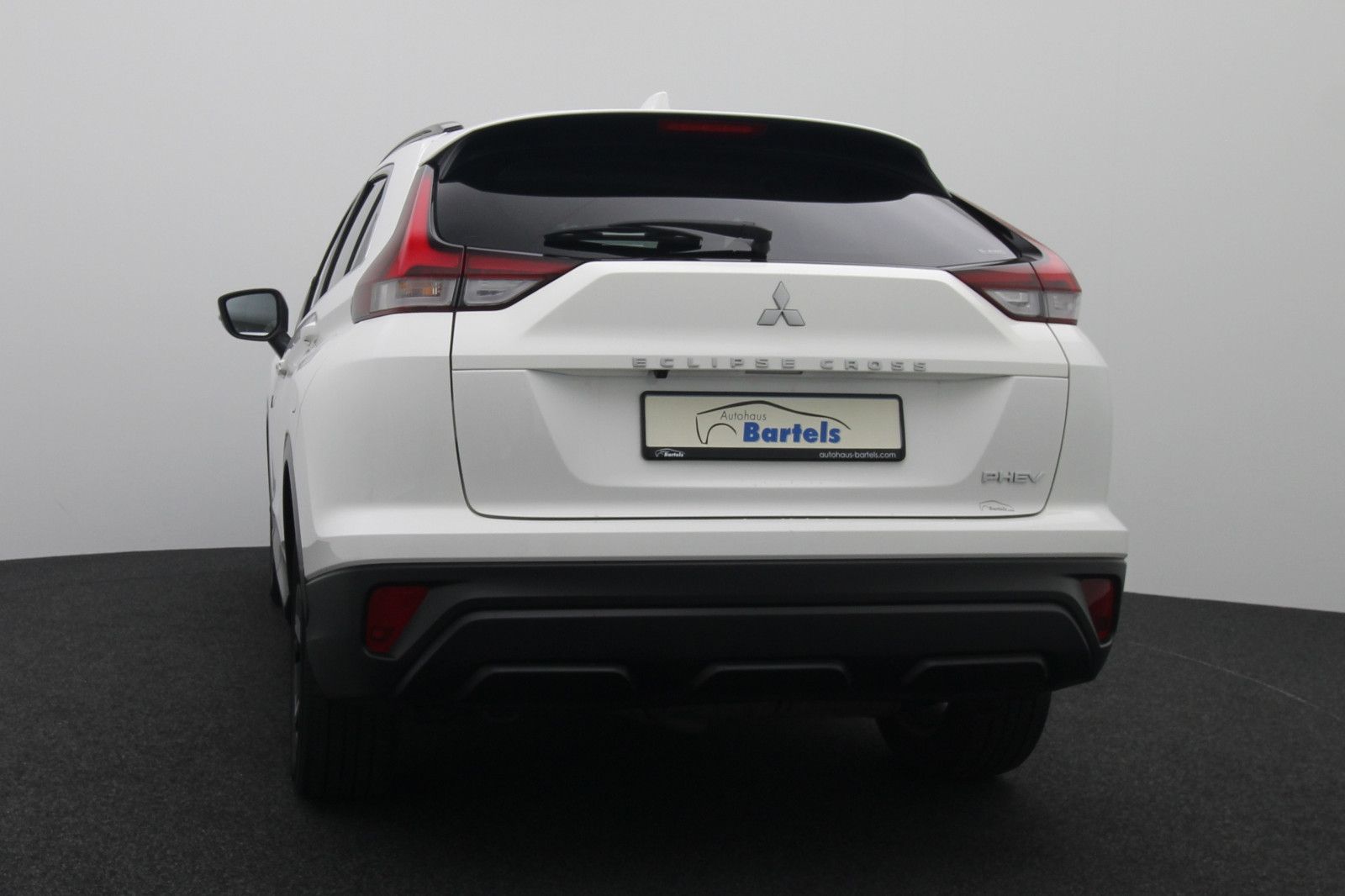 Fahrzeugabbildung Mitsubishi Eclipse Cross 2.4 Basis Hybrid 4WD