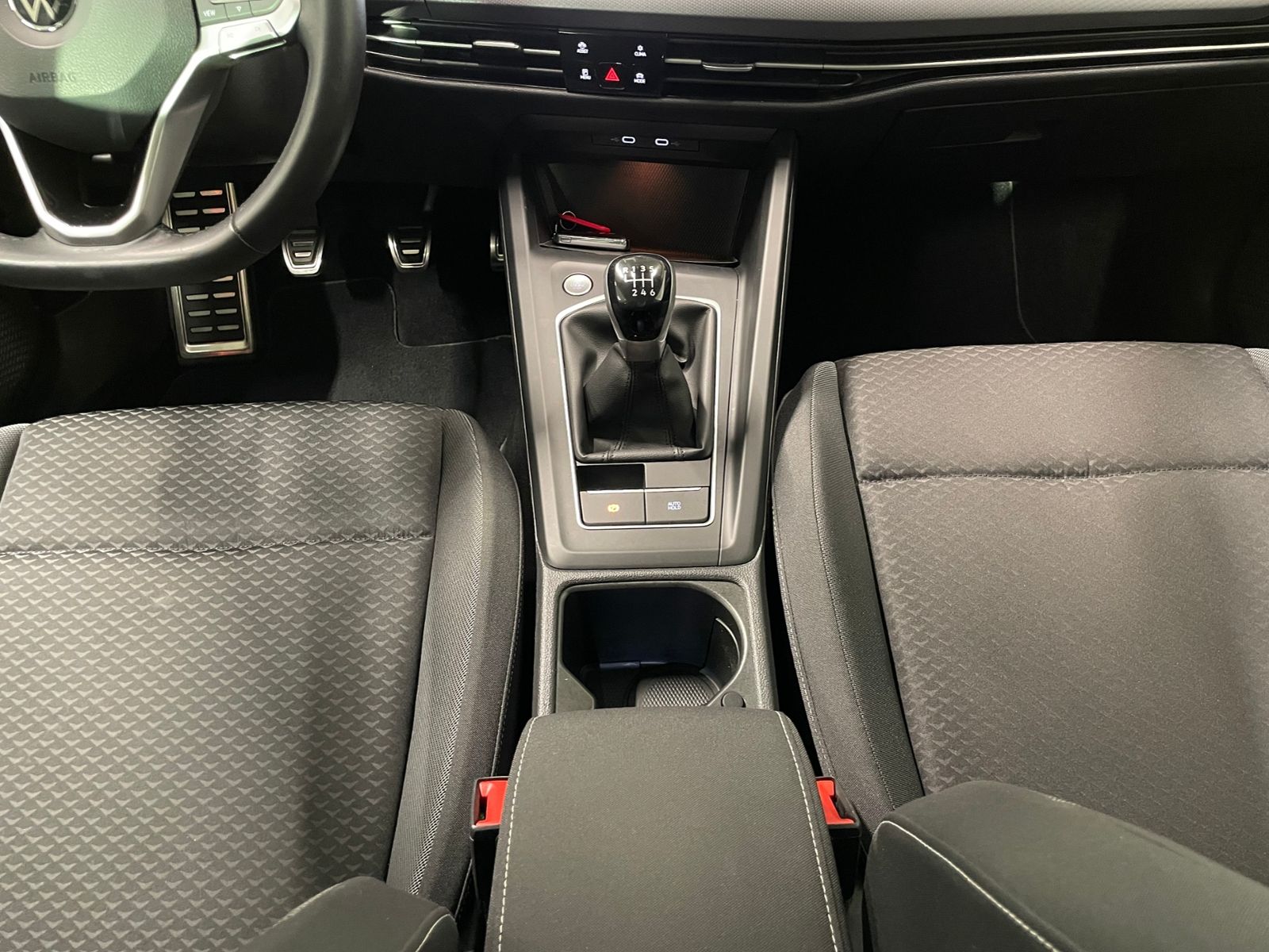 Golf VIII Active 1.5 TSI KLIMA NAVI PDC