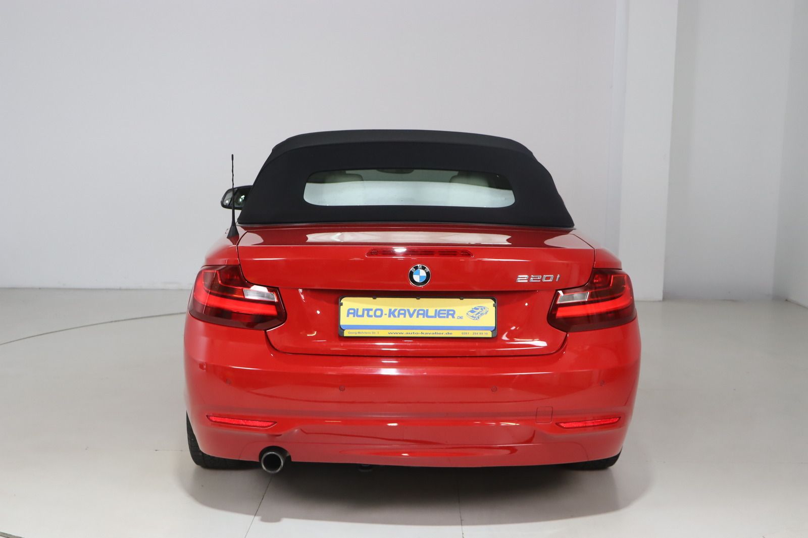 Fahrzeugabbildung BMW 220 i  * Xenon * Navi * Lenkradhzg. * Leder