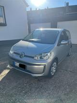 Volkswagen VW E-UP CCS BJ 2020 - Volkswagen CC aus 2020