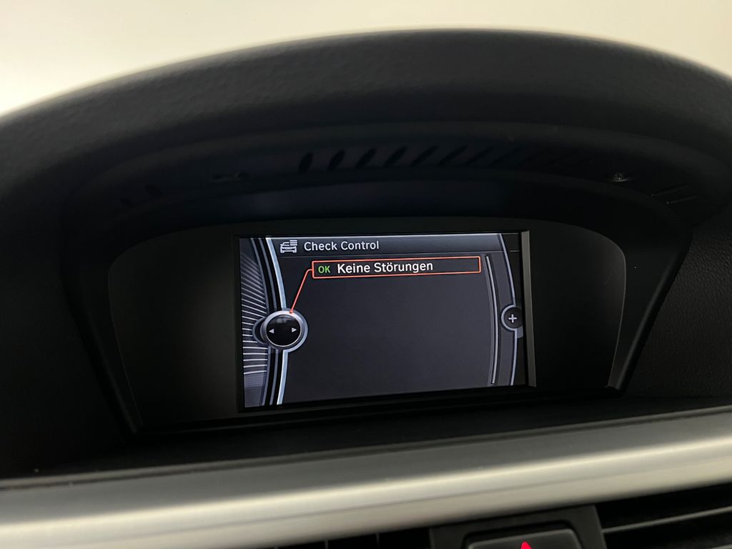 BMW 320d CABRIO M PAKET / NUR 102.tKM / GARANTIE / BMW 320d CABRIO M PAKET / NUR 102.tKM / GARANTIE /