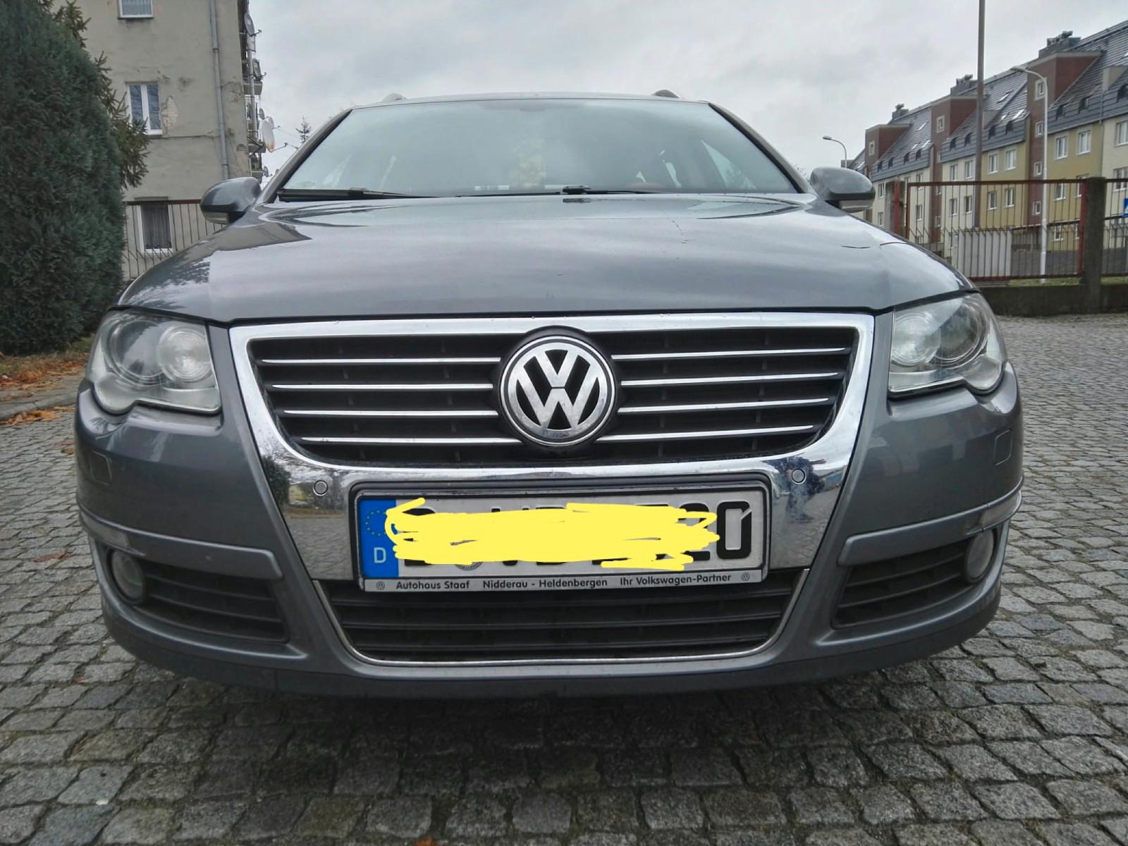 Volkswagen Passat 2006 — rear view