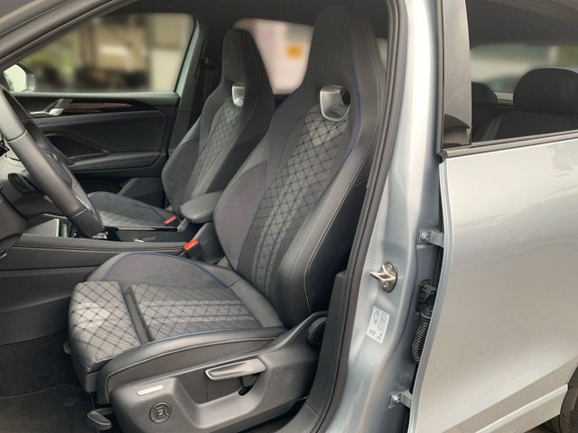 Tiguan 1.5 eHybrid DSG R-LINE AHK+NAVI+KAMERA+