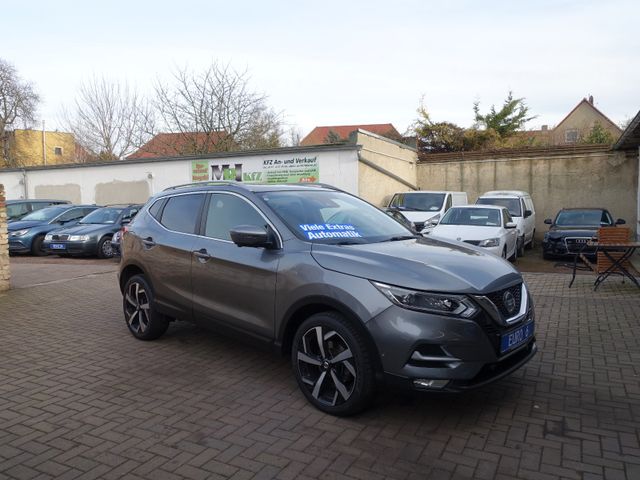 Nissan Qashqai 1,3 DIG-T Akari, 2WD, Autom., Pano, AHK