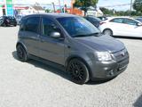 Fiat Panda 1.4 16V 100HP/Klimaauto/PDC - Fiat Panda Kleinwagen 100hp mit Benzin-Antrieb