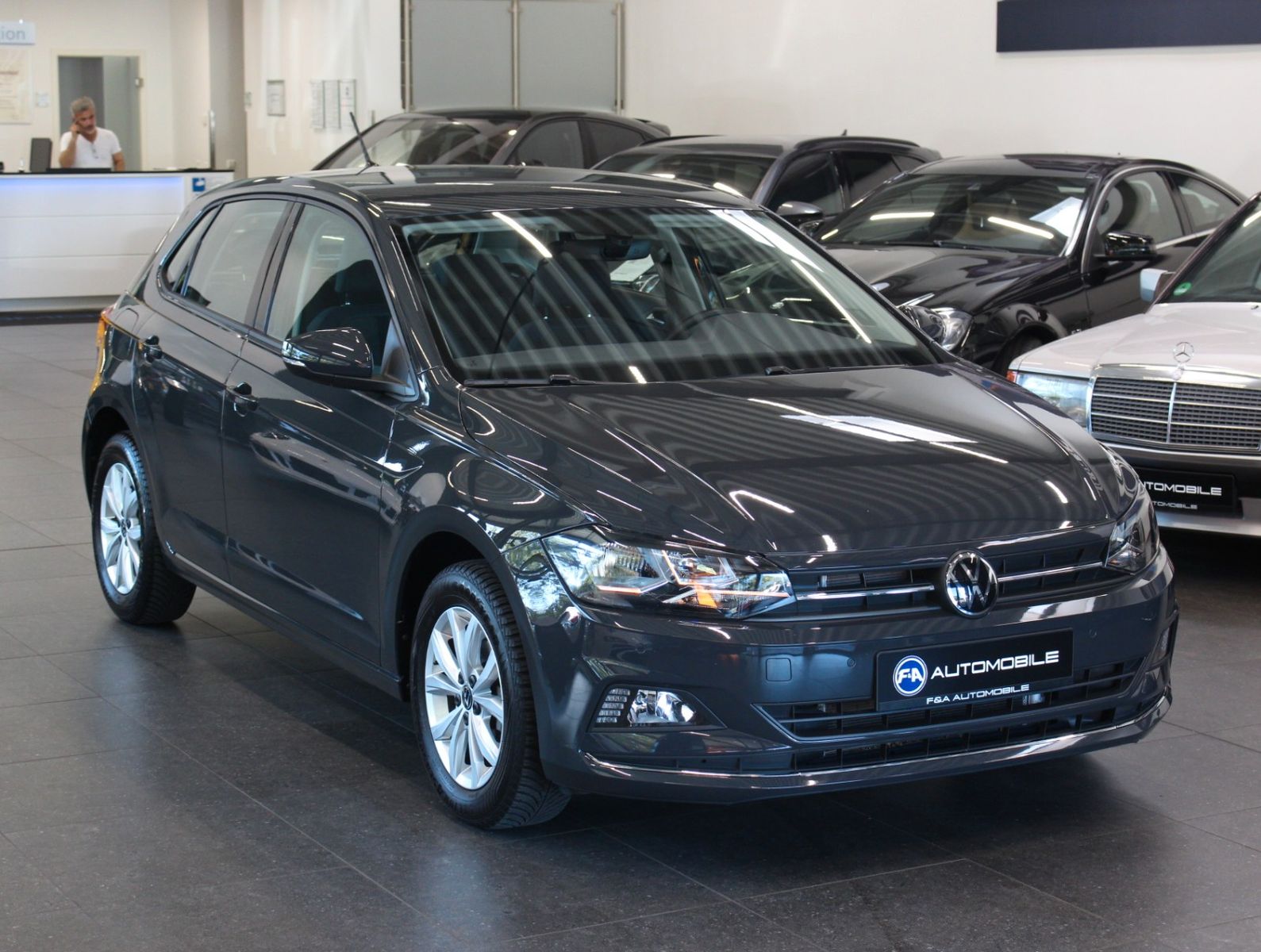 Fahrzeugabbildung Volkswagen Polo VI Highline DSG*1.Hand*MWST*