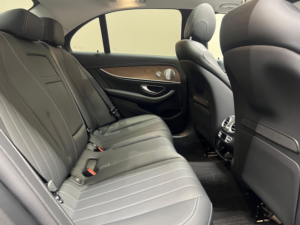 Mercedes-Benz E 300 E300 e 9G *AMG LINE*PANO*BURMESTER*SITZKLIMA*