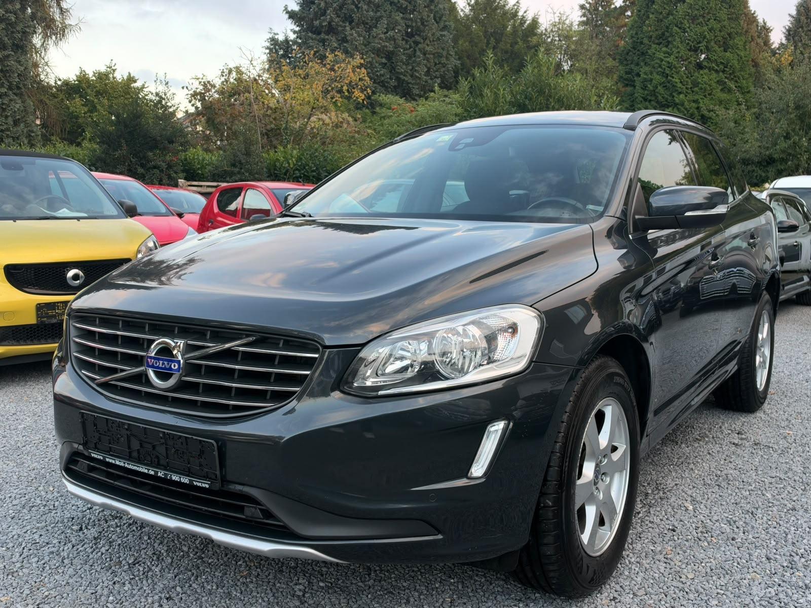 Volvo XC 60 Momentum 2WD, Euro6, Scheckheft