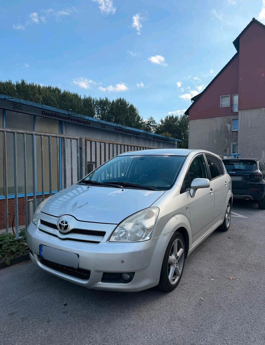 Toyota Corolla Verso  2.2