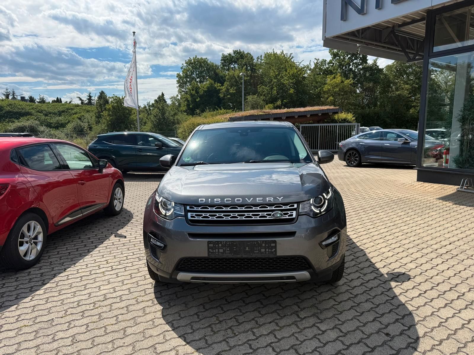 Fahrzeugabbildung Land Rover Discovery Sport 1.Hand / Leder / Allrad / Autom.