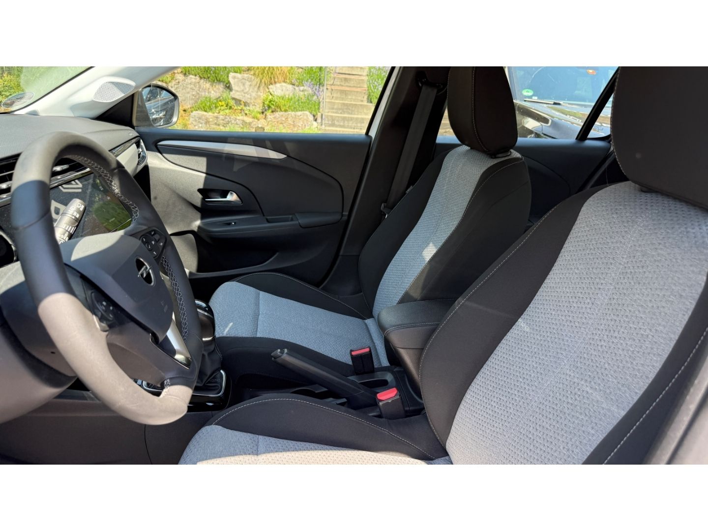 Fahrzeugabbildung Opel Corsa F Basis Apple CarPlay Android Auto Musikst