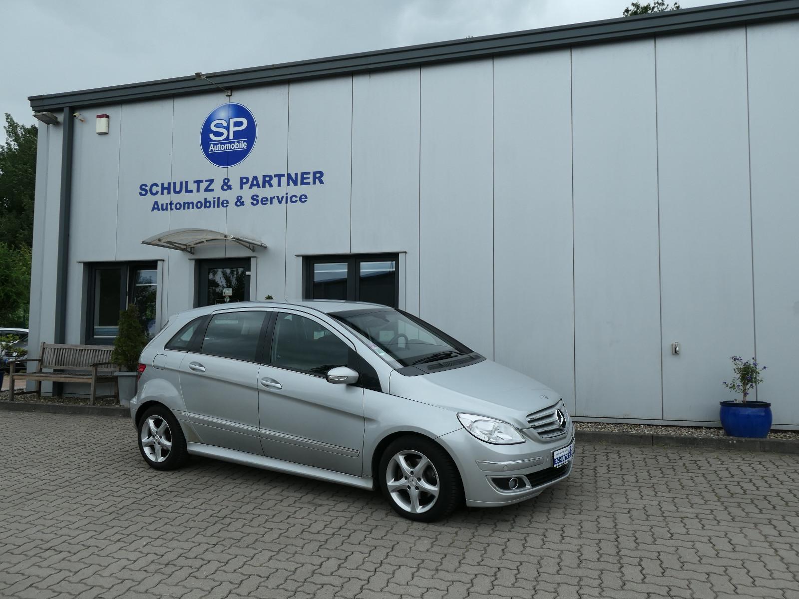 Mercedes-Benz B 200 CDI / Sitzh., Klimaautom., Navi, Temp. PDC