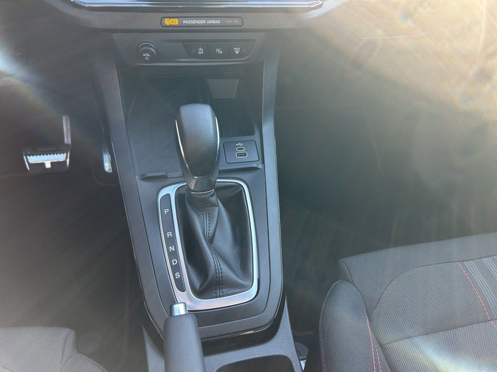 Fahrzeugabbildung Ford Puma ST Line Glas Dach LED Matrix PDC 360 Kamera