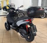 Piaggio MP3 300 HPE - PIAGGIO MP3 300 HPE