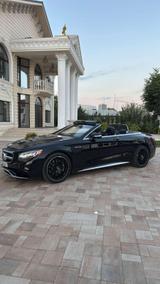 Mercedes-Benz S 63 AMG Mercedes-AMG S 63 4MATIC Cabriolet AMG - Mercedes-Benz S 63 AMG: Cabrio