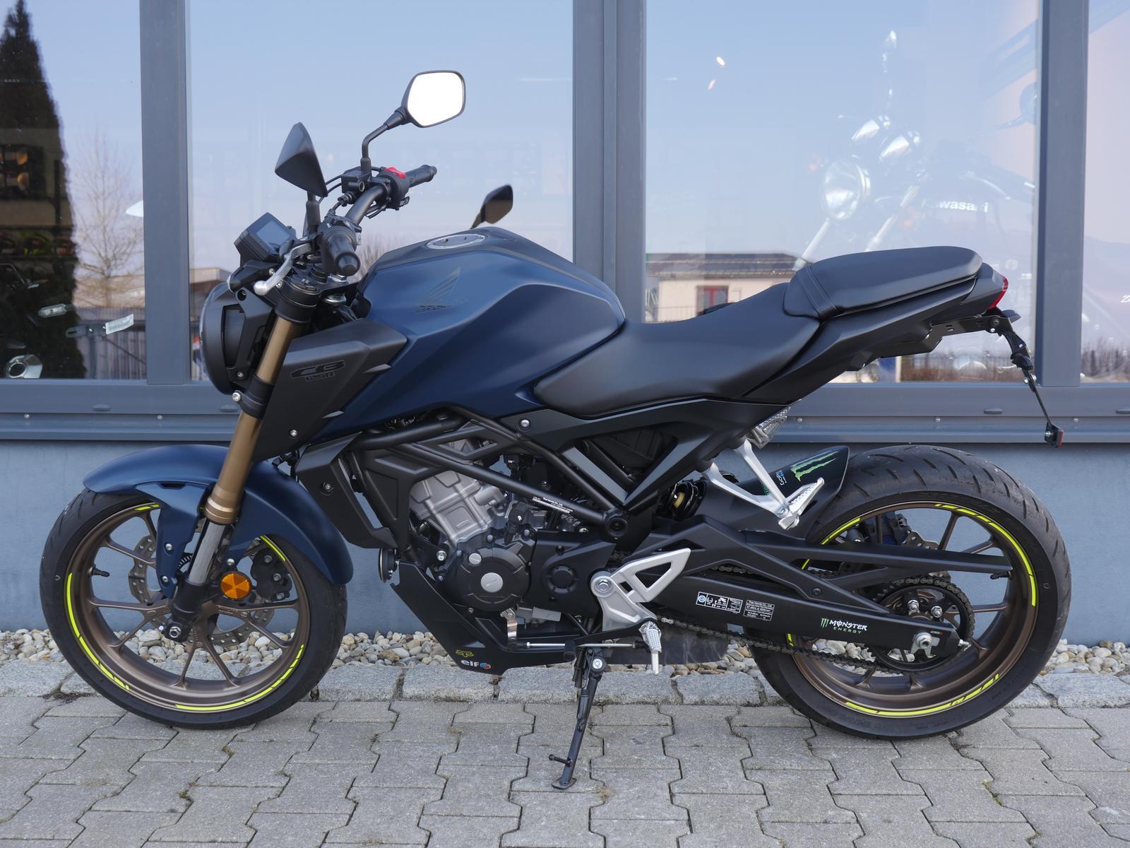 Honda CB 125 R - ABS - 1. Hand