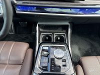 BMW 750 - Vorschau Bild 13