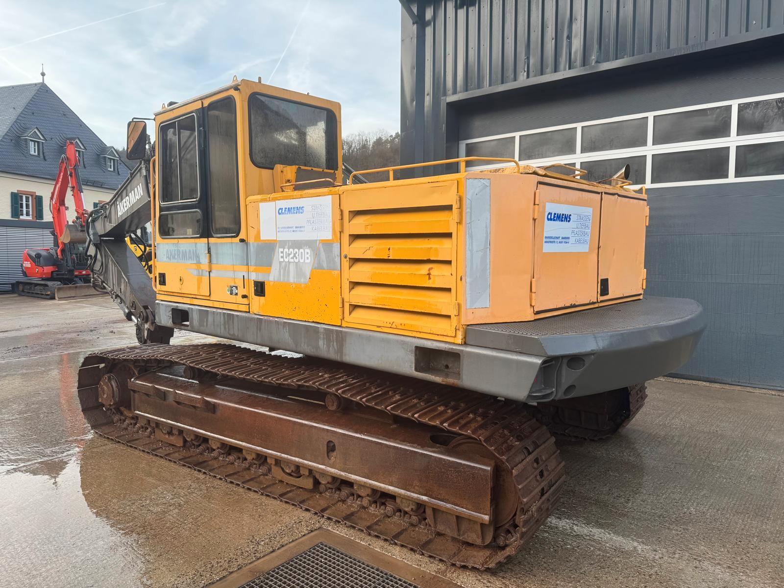 Volvo Akerman EC 230 B ++210 240++